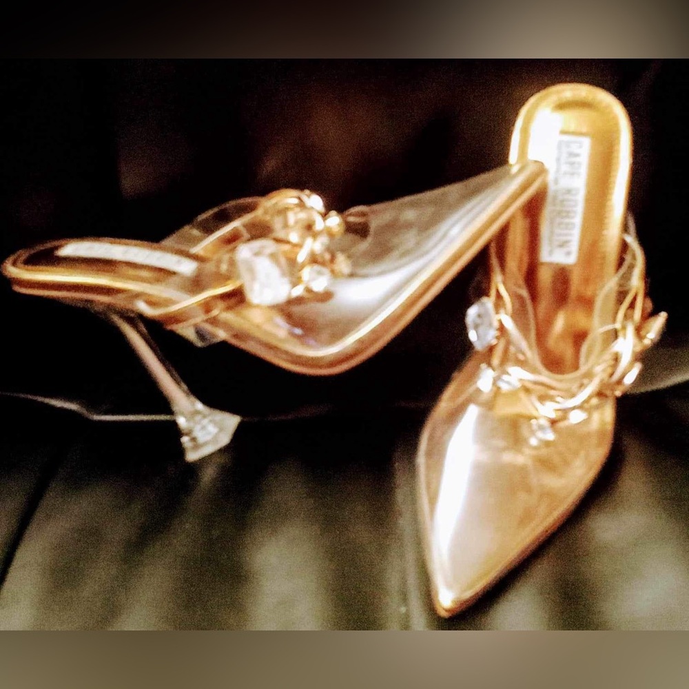 Cape Robbin high heel clear sandals